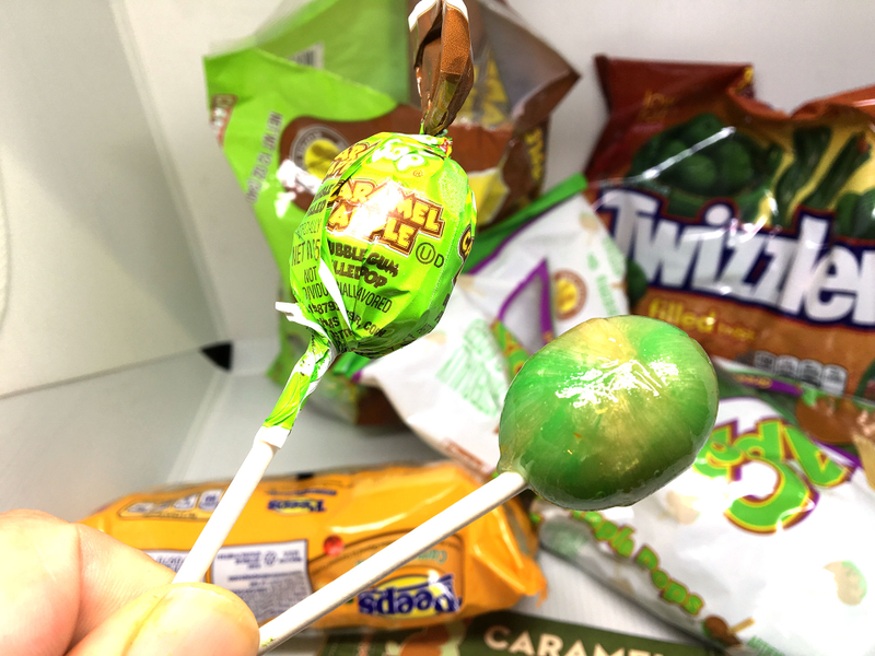 Illustration for article titled The Snacktaku Caramel Apple Halloween Spooktacular